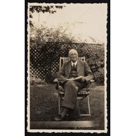 Leary, Rev. Gordon
